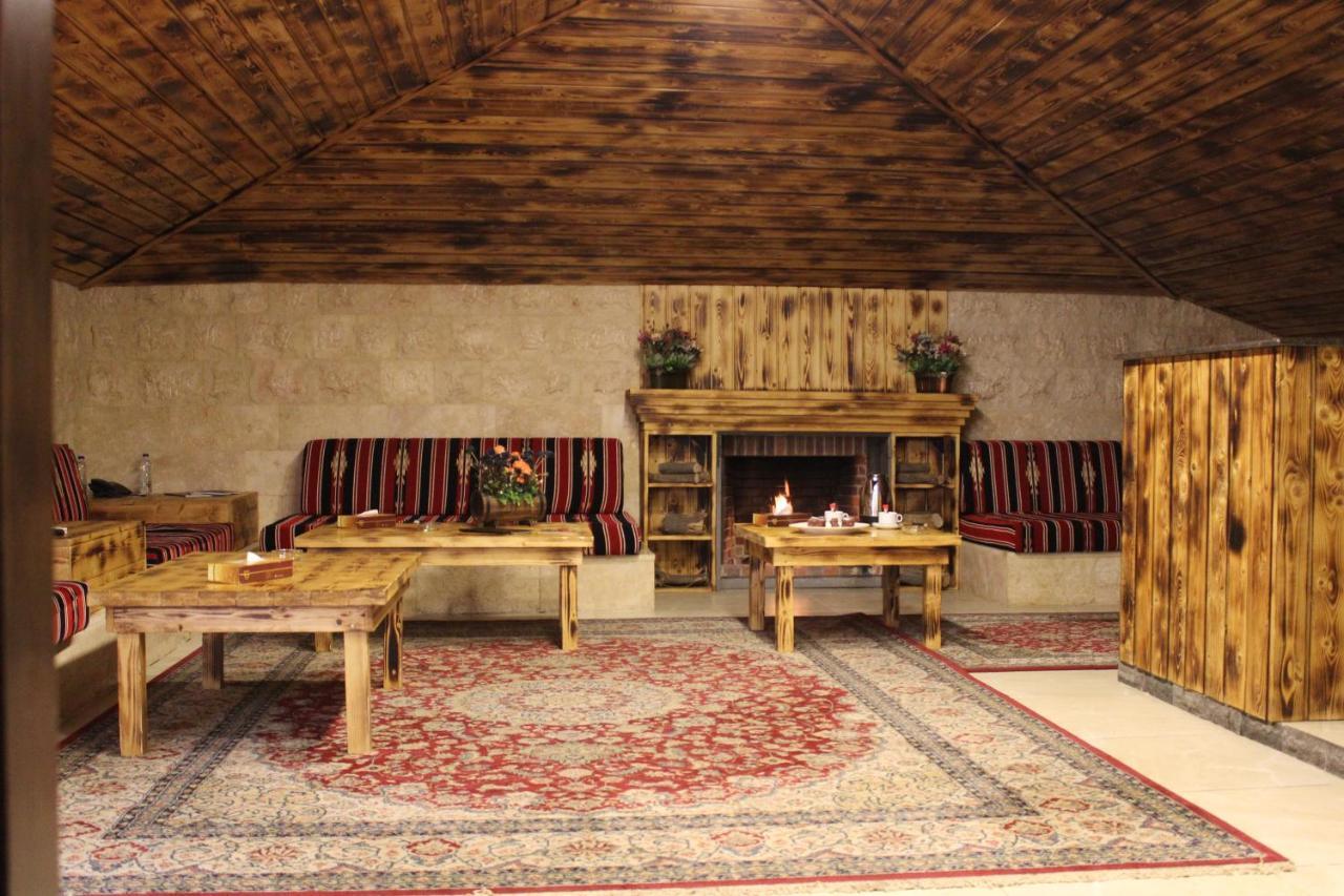 Reston Hotel Джунія Екстер'єр фото