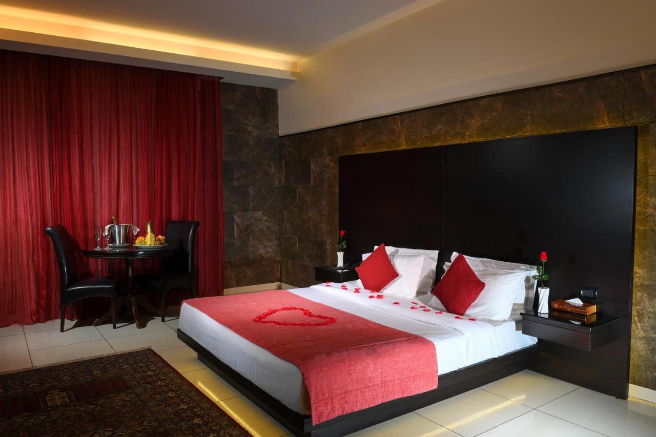 Reston Hotel Джунія Екстер'єр фото